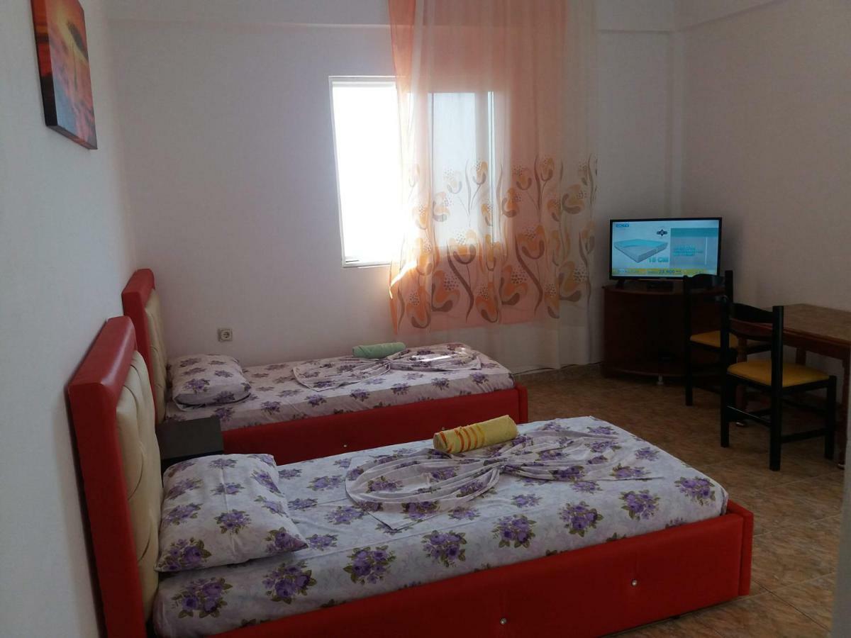 Apartments Vila Ardi Sarande Exterior photo